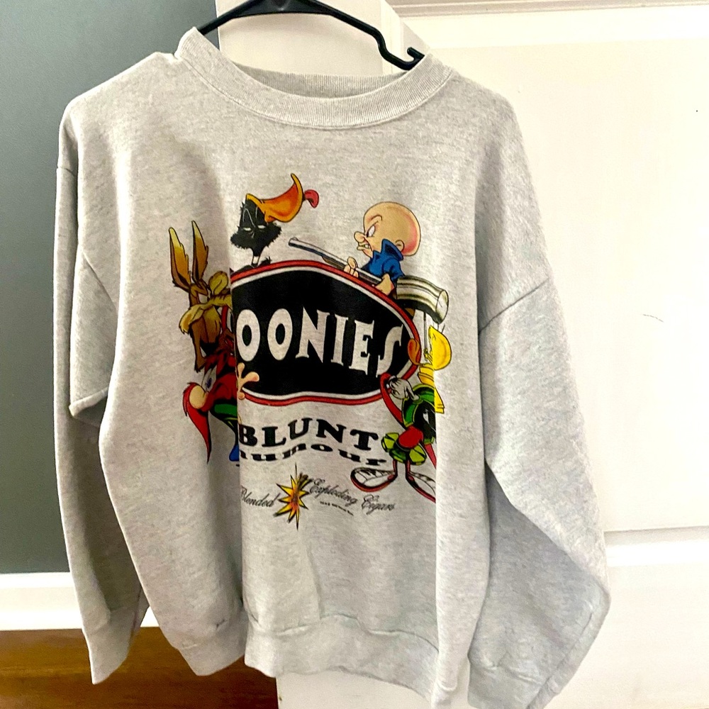 Vintage Looney Tunes sweatshirt